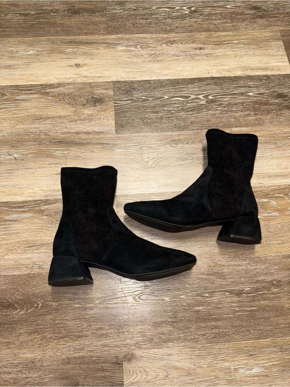 Kenneth Cole GENTLE SOULS - EMILY suede side zip boot - Picture 7 of 15